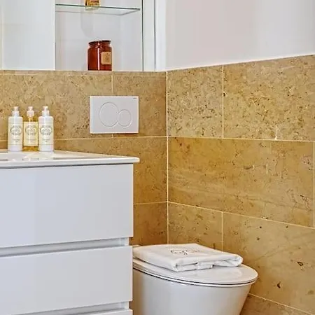 Luxury In Alfama